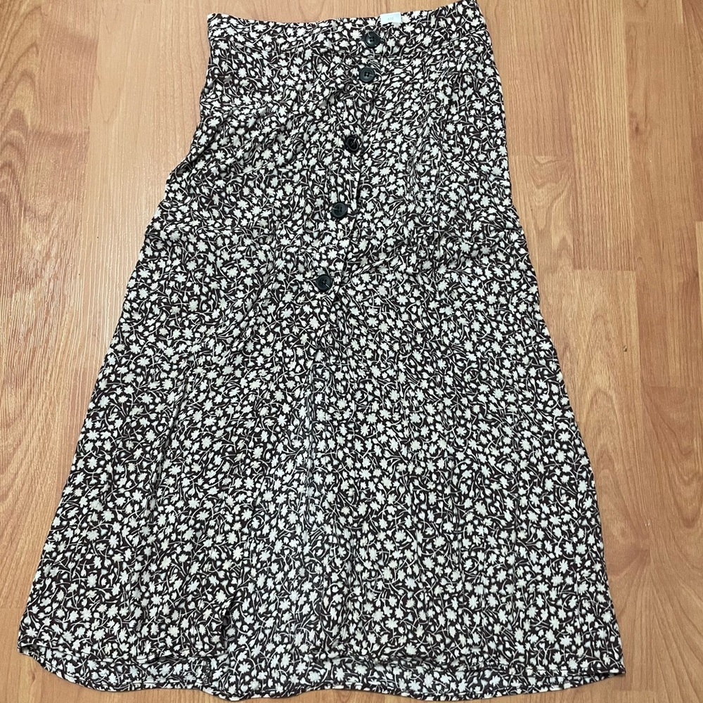 H&M Calf Length Skirt Size 2
